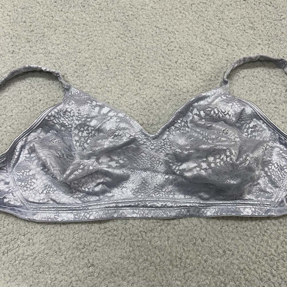 Playtex Bra 44DD T-Shirt Bra 5453 18 Hour Wireless Wire Free